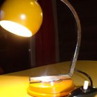 restyling lampada anni 70